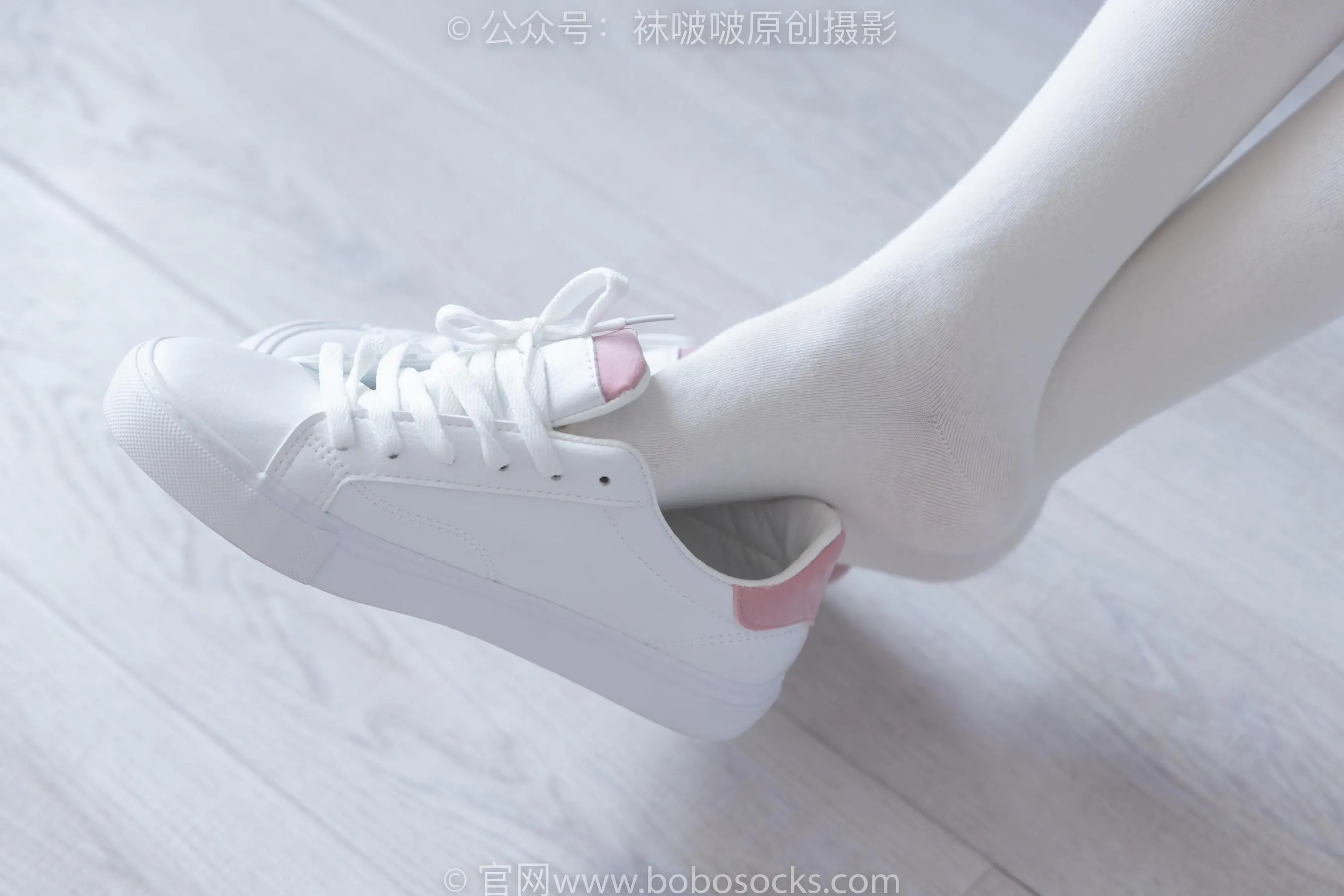 [BoBoSocks袜啵啵]NO.229 稚予-板鞋、皮鞋、两双大腿袜 [68P]插图8